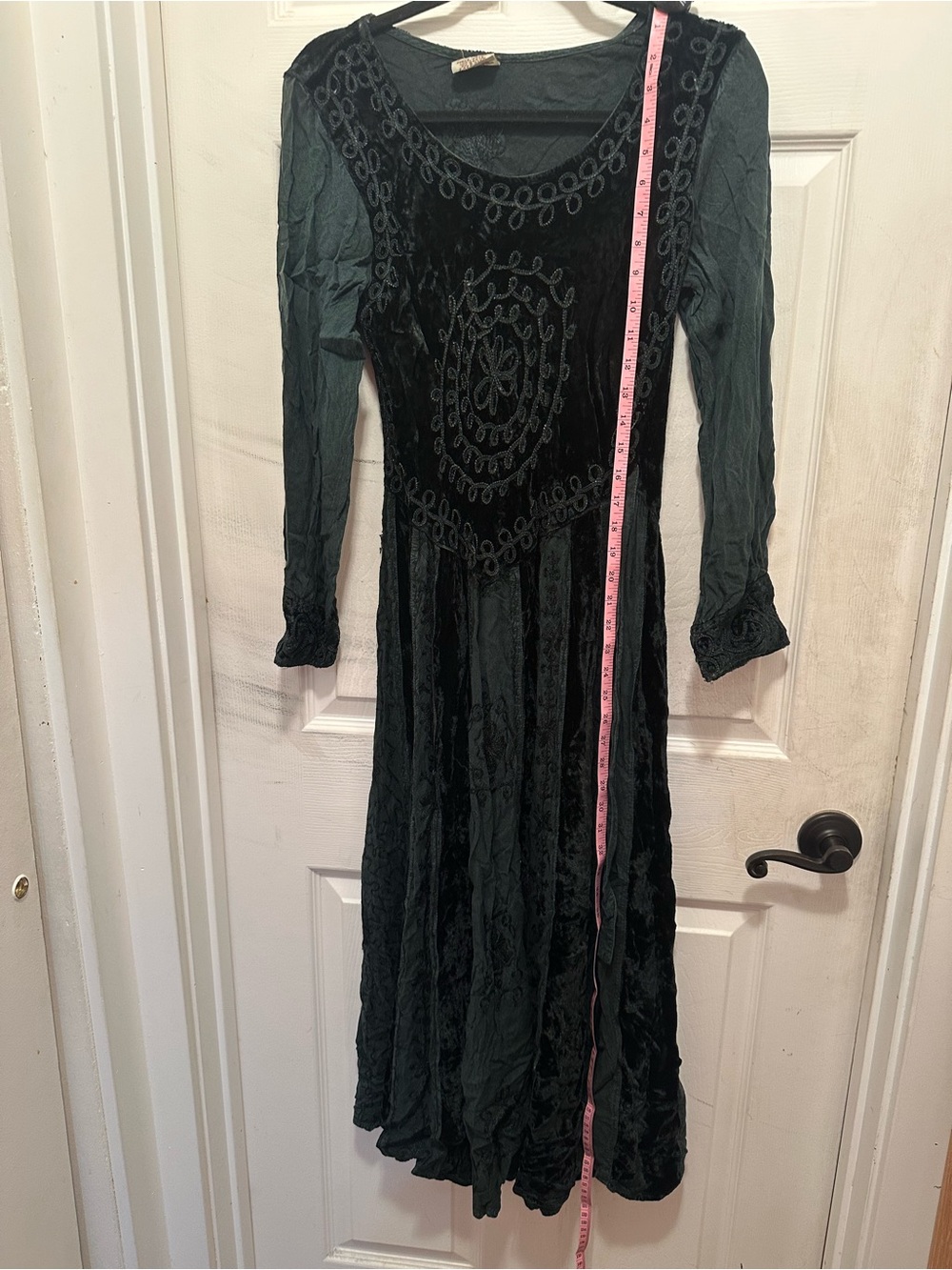 Women’s Velvet Embroidered Long Sleeve Dress Dark Green Whimsigoth Fairy Cottage